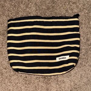 Sozakka Striped Pouch